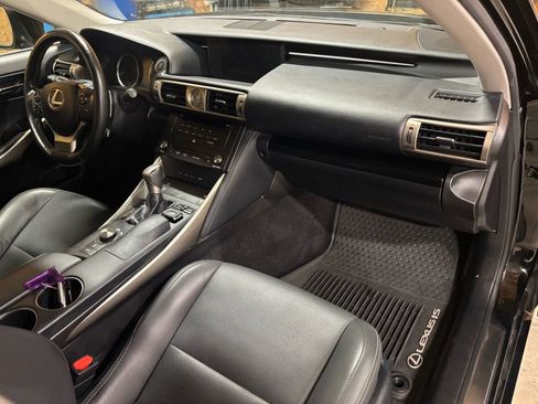 Used 2016 Lexus IS 300 AWD image 27
