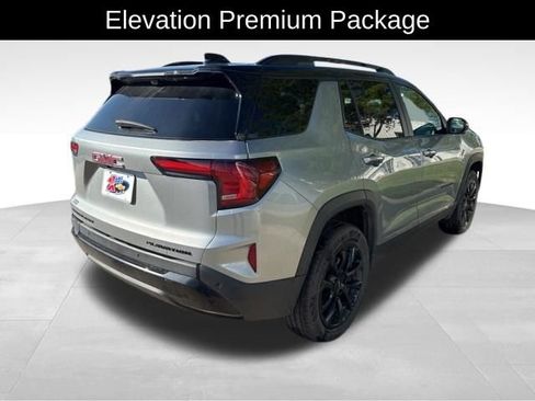 Used 2025 GMC Terrain Elevation w/ Elevation Premium Package AWD/4WD image 6