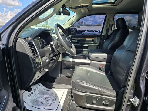 Used 2017 RAM 1500 Laramie w/ Protection Group AWD/4WD image 9