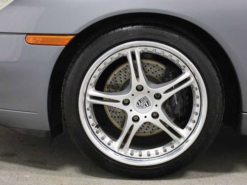 Used 2001 Porsche 911 Carrera image 36