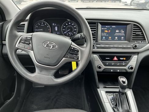 Used 2018 Hyundai Elantra SEL image 13