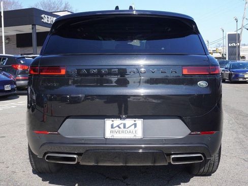 Used 2023 Land Rover Range Rover Sport SE AWD/4WD image 15