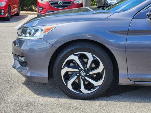 Used 2017 Honda Accord EX-L image 8