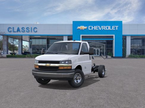 New 2025 Chevrolet Express 3500 w/ Power Convenience Package image 8