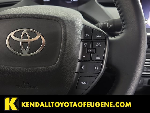 Used 2025 Toyota Prius LE FWD image 14