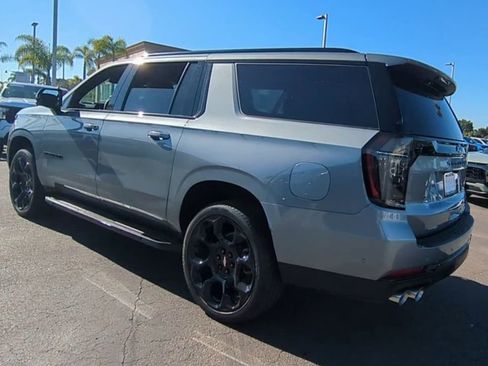 New 2026 Chevrolet Suburban RST image 66