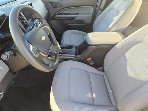 Used 2020 Chevrolet Colorado W/T w/ WT Convenience Package image 8