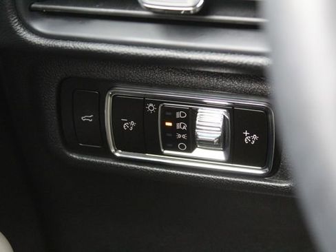 Certified 2023 Lincoln Corsair AWD w/ Equipment Group 101A image 20