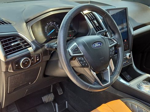 Used 2024 Ford Edge Titanium w/ Titanium Elite Package AWD/4WD image 17