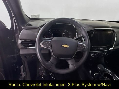 Used 2023 Chevrolet Traverse LT w/ LT Premium Package image 16