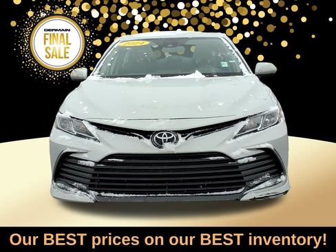 Used 2024 Toyota Camry LE image 3