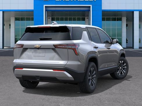 New 2026 Chevrolet Equinox LT FWD image 4