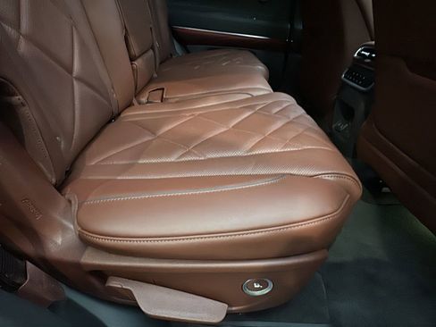 Certified 2026 Genesis GV80 3.5T Prestige image 16