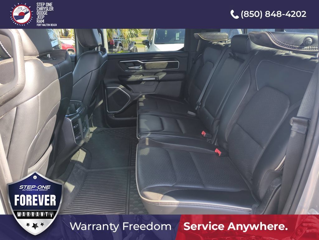 Used 2022 RAM 1500 Laramie w/ Sport Appearance Package AWD/4WD image 27