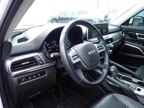 Used 2022 Kia Telluride S image 14