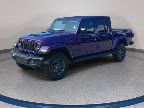 Used 2026 Jeep Gladiator Sport AWD/4WD image 1