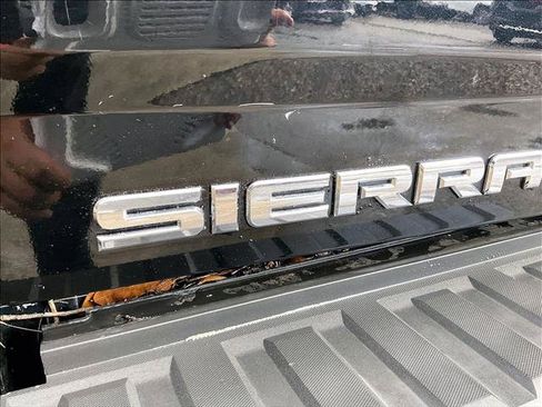 Used 2016 GMC Sierra 1500 SLT w/ All-Terrain Package AWD/4WD image 28