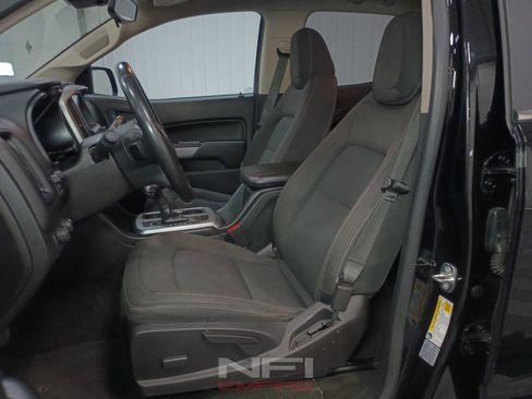 Used 2017 Chevrolet Colorado LT w/ LT Convenience Package AWD/4WD image 30