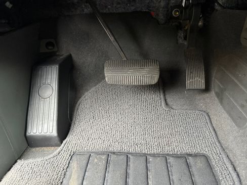 Used 2019 Nissan Frontier SV w/ Value Truck Package image 15