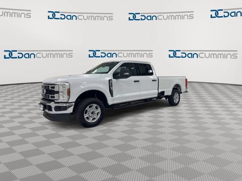 Used 2026 Ford F250 XLT AWD/4WD image 4