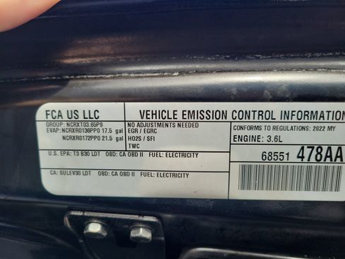 Certified 2022 Jeep Wrangler Unlimited Rubicon AWD/4WD image 26