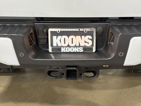 New 2026 Ford F250 Lariat w/ Black Appearance Package image 18