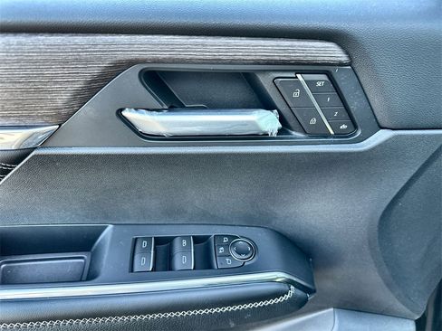 New 2026 GMC Acadia Denali w/ Super Cruise Package image 22