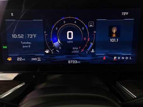 Used 2025 Chevrolet Tahoe Premier AWD/4WD image 15