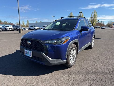 Used 2024 Toyota Corolla Cross LE w/ Black Badges Package (TMS) image 3