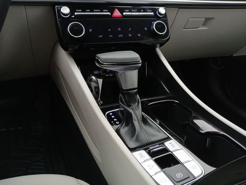 Used 2025 Hyundai Tucson SEL AWD/4WD image 16