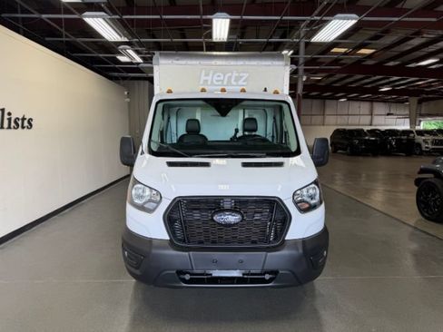 Used 2022 Ford Transit 350 DRW RWD image 6