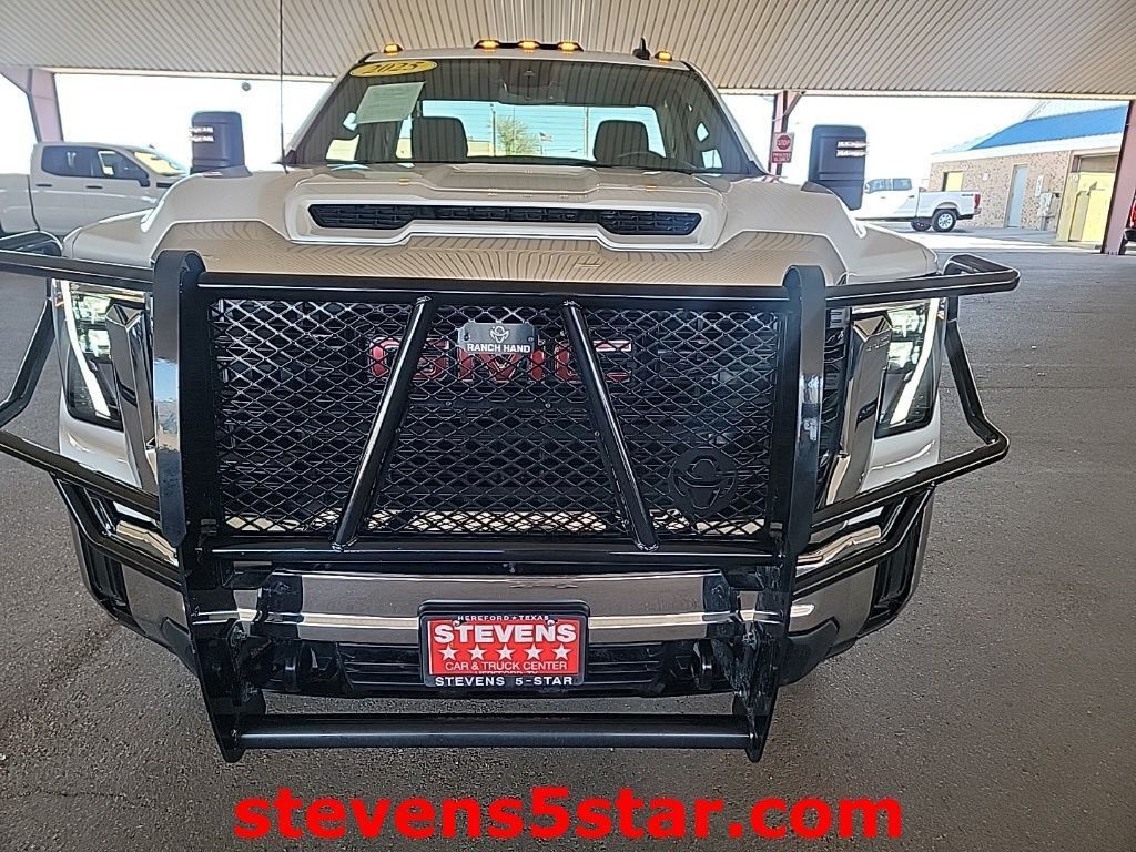 Used 2025 GMC Sierra 3500 Pro w/ Convenience Package AWD/4WD image 4