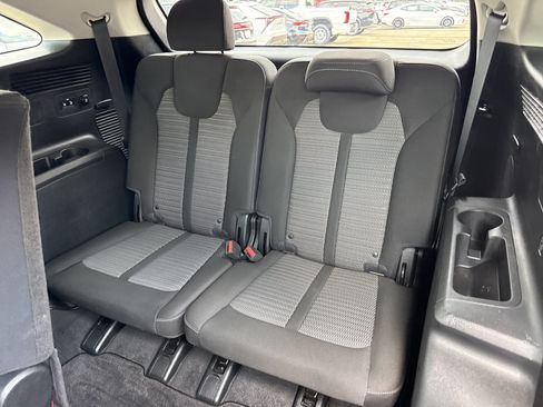 Used 2023 Kia Sorento LX FWD image 15