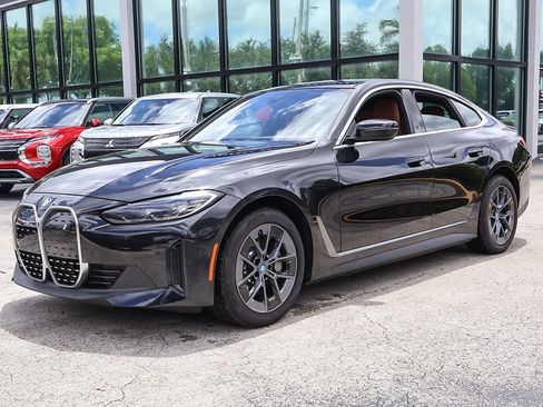 Used 2023 BMW i4 eDrive35 w/ Parking Assistance Package RWD image 8