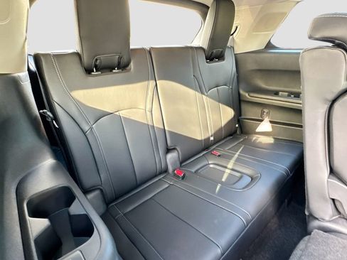 Certified 2026 INFINITI QX60 Luxe w/ Cargo Package FWD image 30