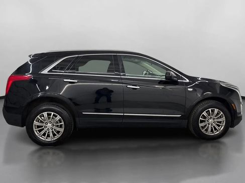 Used 2018 Cadillac XT5 Luxury w/ Driver Awareness Package AWD/4WD image 11