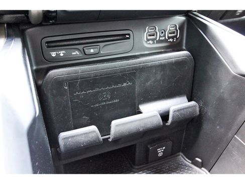 Used 2019 RAM 1500 Laramie image 27