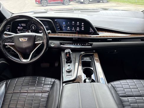 Used 2024 Cadillac Escalade ESV Sport Platinum w/ LPO, ONYX Package AWD/4WD image 30