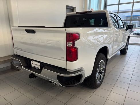 Used 2026 Chevrolet Silverado 1500 LT AWD/4WD image 39