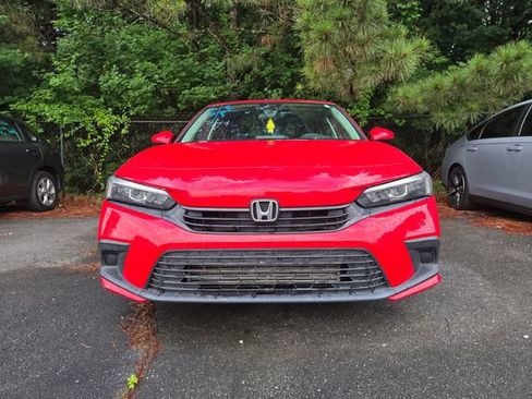 Used 2023 Honda Civic EX image 2