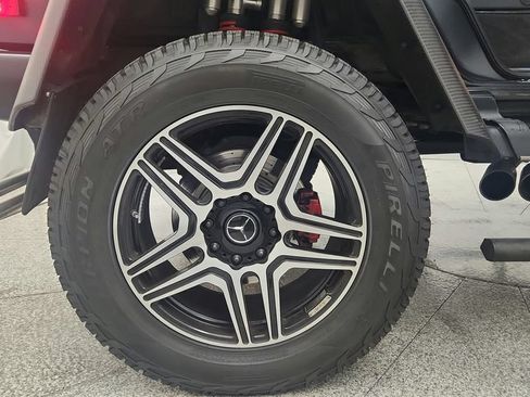 Used 2017 Mercedes-Benz G 550 Squared image 48
