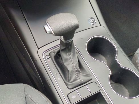 Used 2019 Kia Sorento FWD image 17
