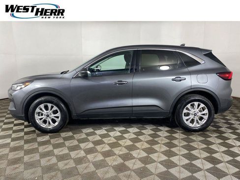 Used 2023 Ford Escape Active AWD/4WD image 27