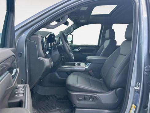 New 2026 Chevrolet Silverado 3500 LTZ w/ LTZ Plus Package AWD/4WD image 6