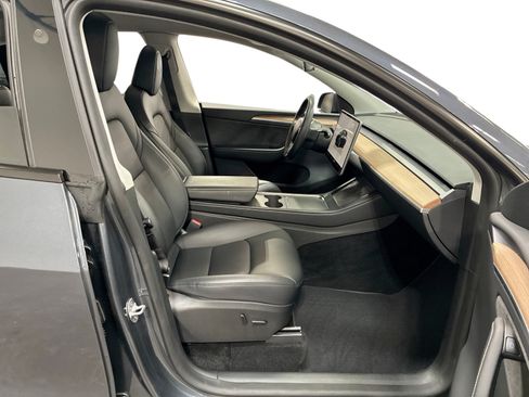 Certified 2023 Tesla Model Y Long Range AWD/4WD image 13