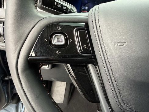 New 2026 Lincoln Aviator AWD image 30