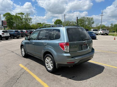 Used 2011 Subaru Forester 2.5X Premium w/ All-Weather Pkg AWD/4WD image 7