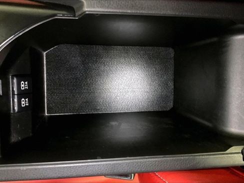 Used 2019 Toyota Camry XSE image 41