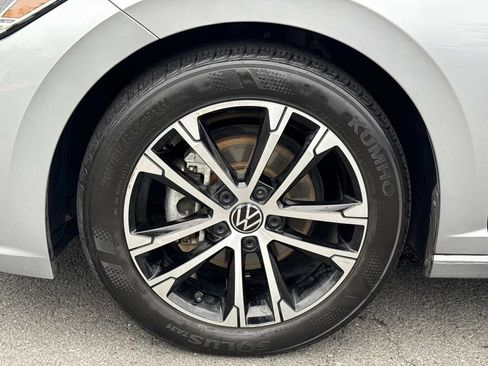 Used 2024 Volkswagen Jetta Sport FWD image 8
