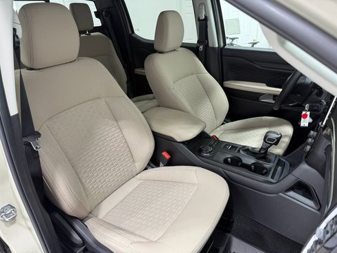 Used 2025 Ford Ranger XLT w/ FX4 Off-Road Package image 35